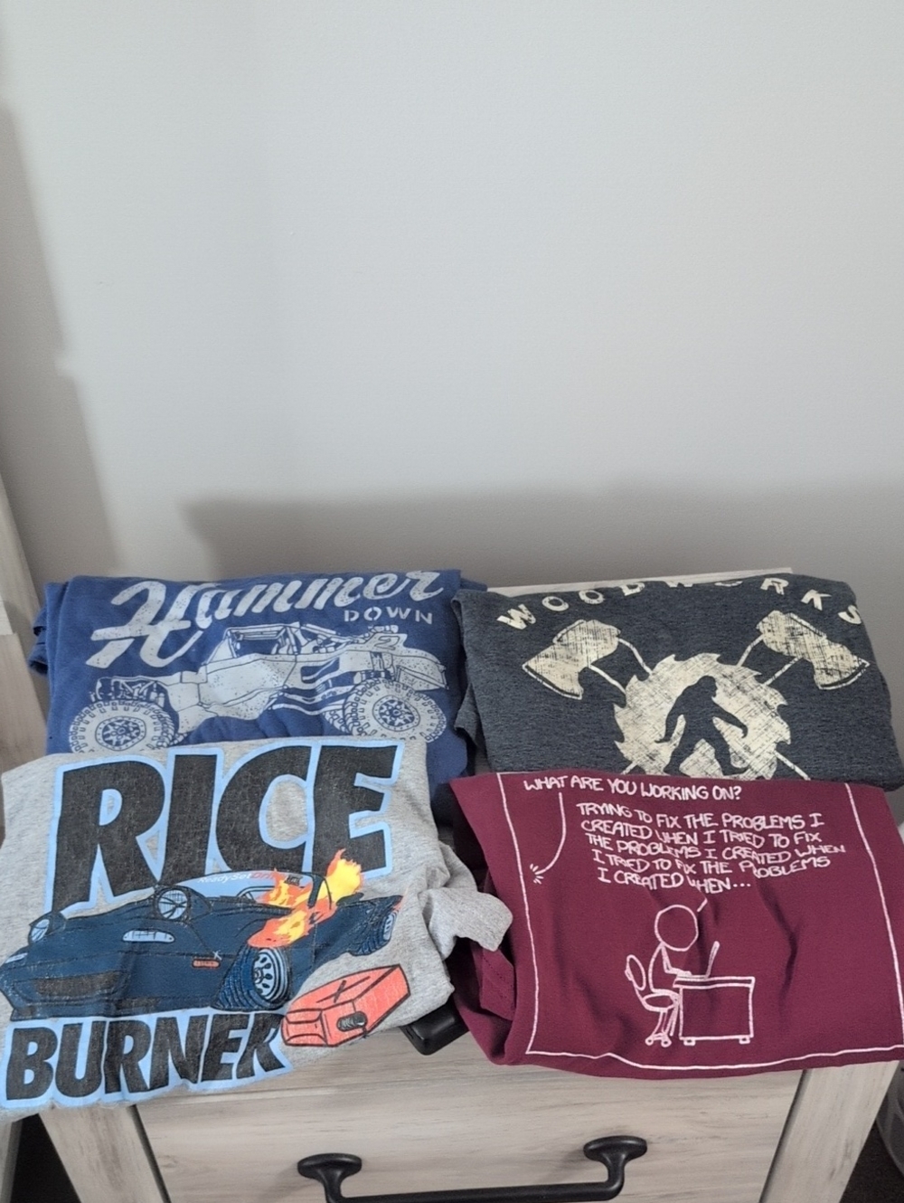 4 Tshirts Selling Together Size M